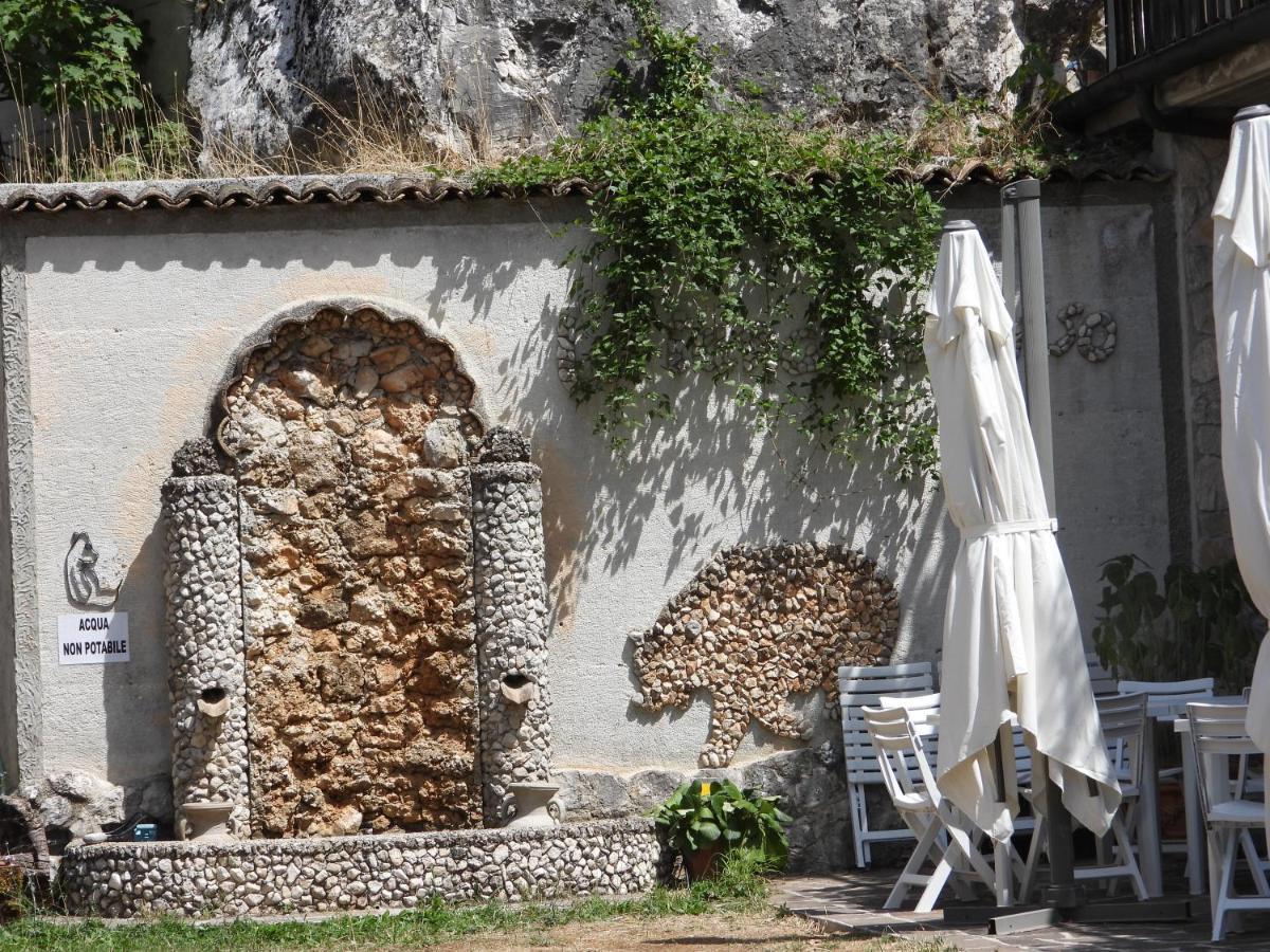 B&B La Tana Dell'Orso Villalago Eksteriør bilde