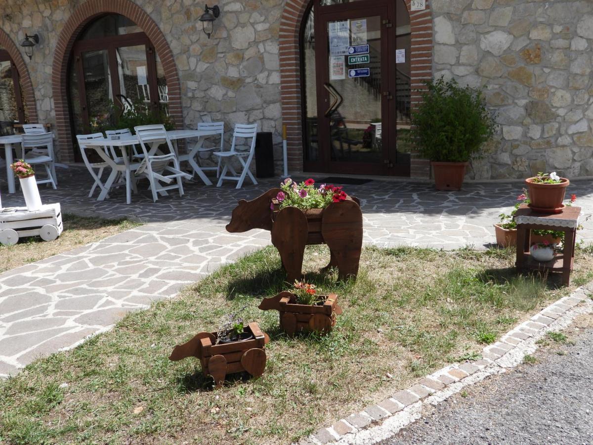 B&B La Tana Dell'Orso Villalago Eksteriør bilde