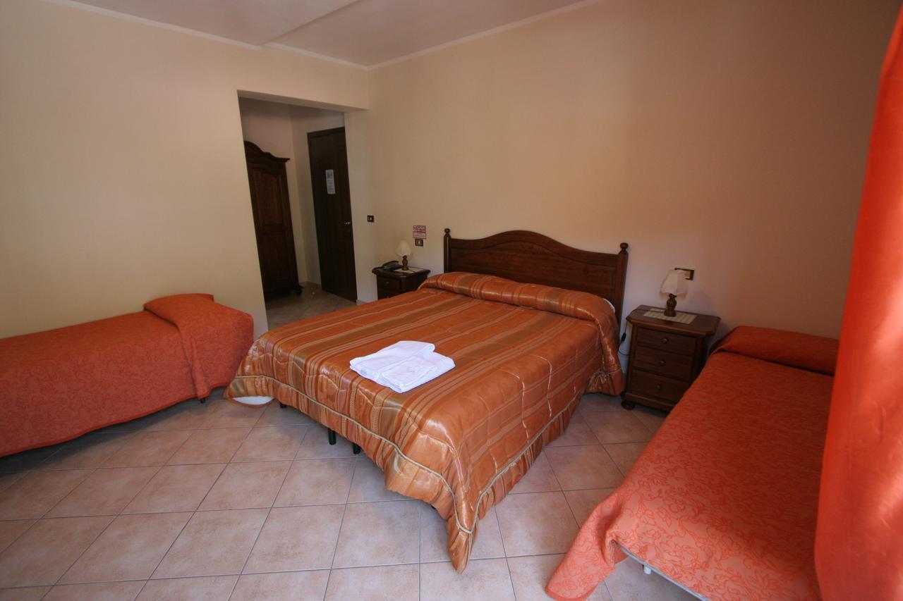 B&B La Tana Dell'Orso Villalago Eksteriør bilde