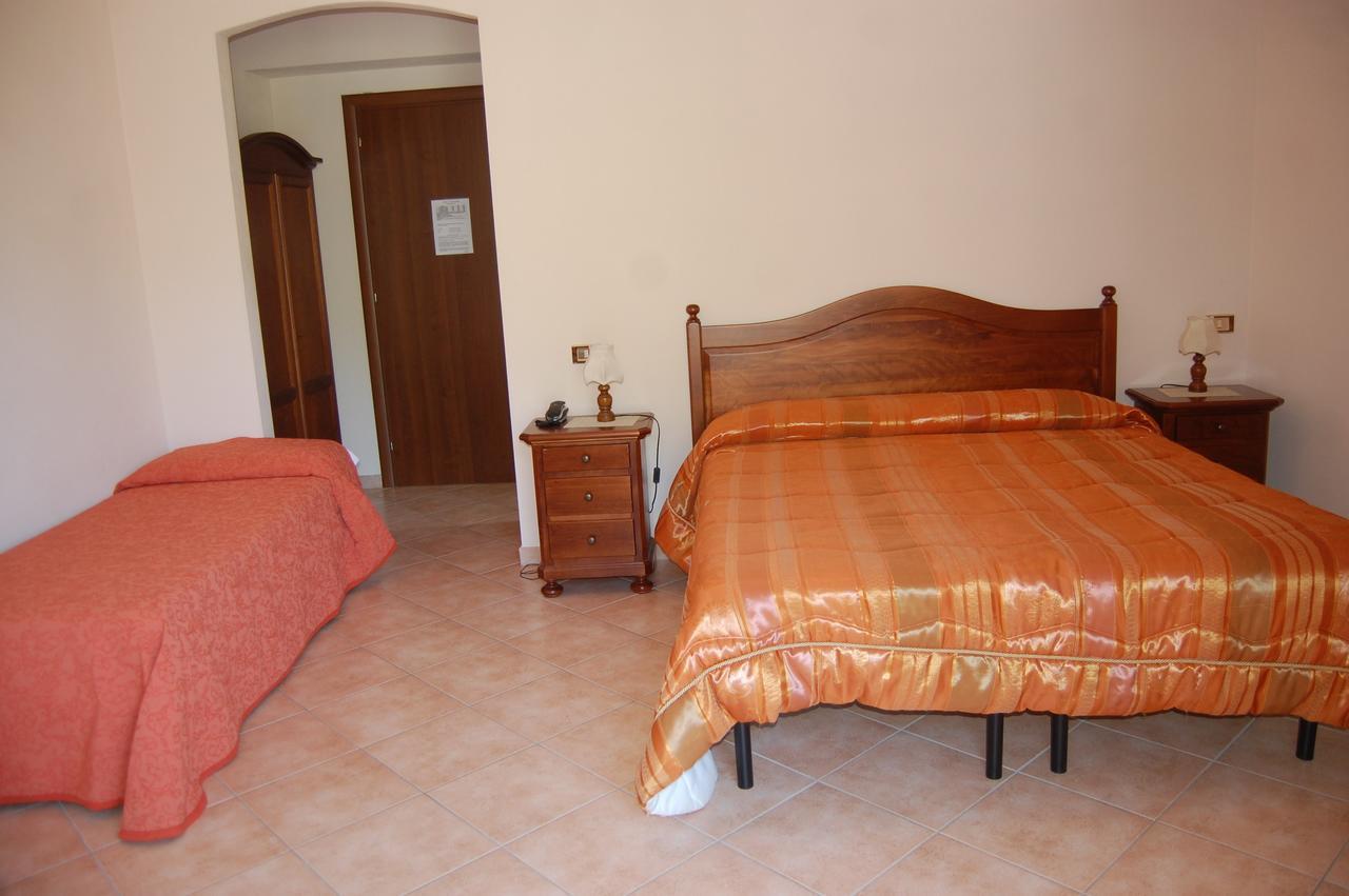 B&B La Tana Dell'Orso Villalago Eksteriør bilde